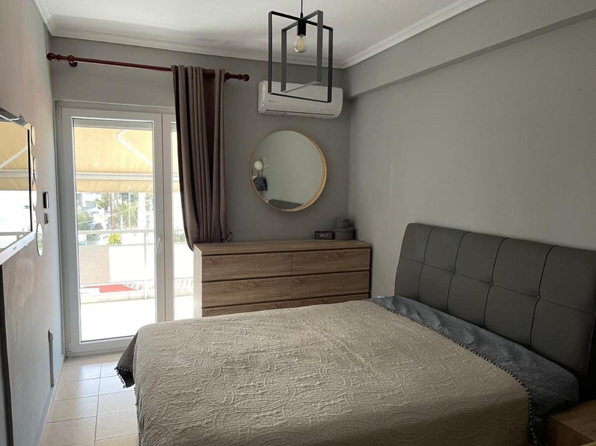 Apartamento Adrianos House By The Sea Nea Iraklitsa Exterior foto